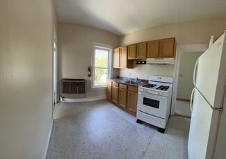 31 Loomis St, Burlington, VT 05401