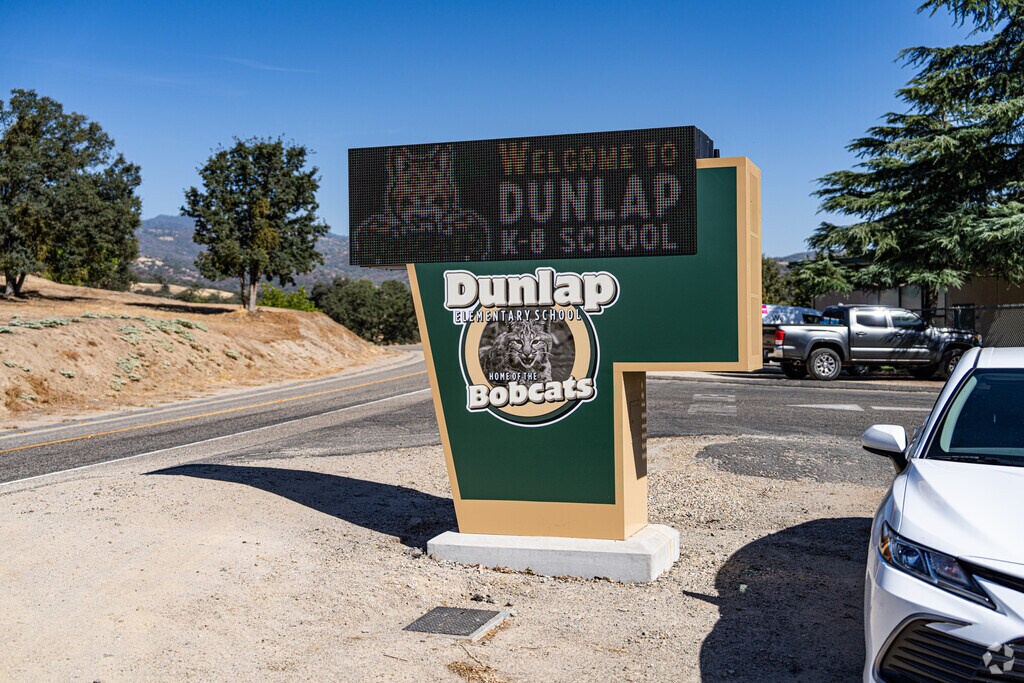 Dunlap Elementary is one of the best schools near Yokuts Valley.