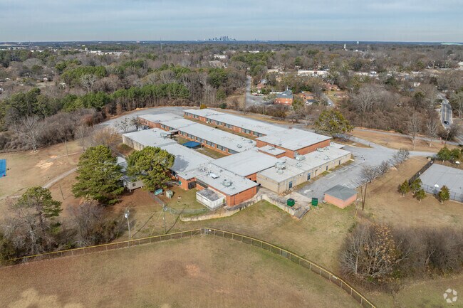 Fountain Elementary School has a 14 to 1 student to teacher ratio.