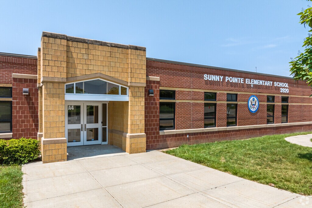Sunny Pointe Elementary School serves students from Pre-K through 5th grade.