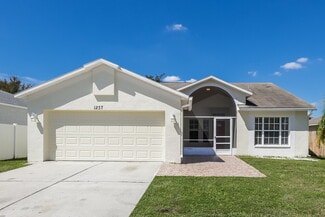 1237 Alpine Lake Dr, Brandon, FL 33511