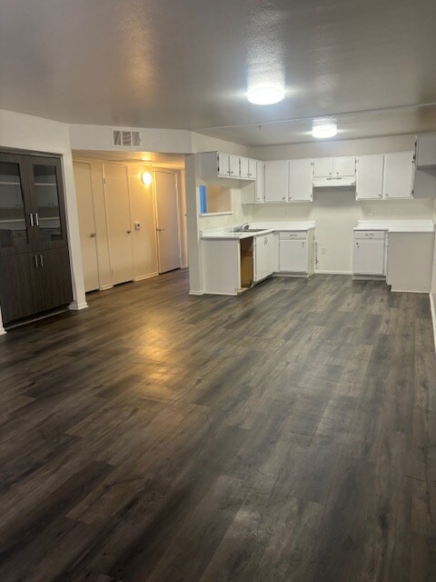 13915 Oxnard St unit 204, Los Angeles, CA 91401 - photo 2