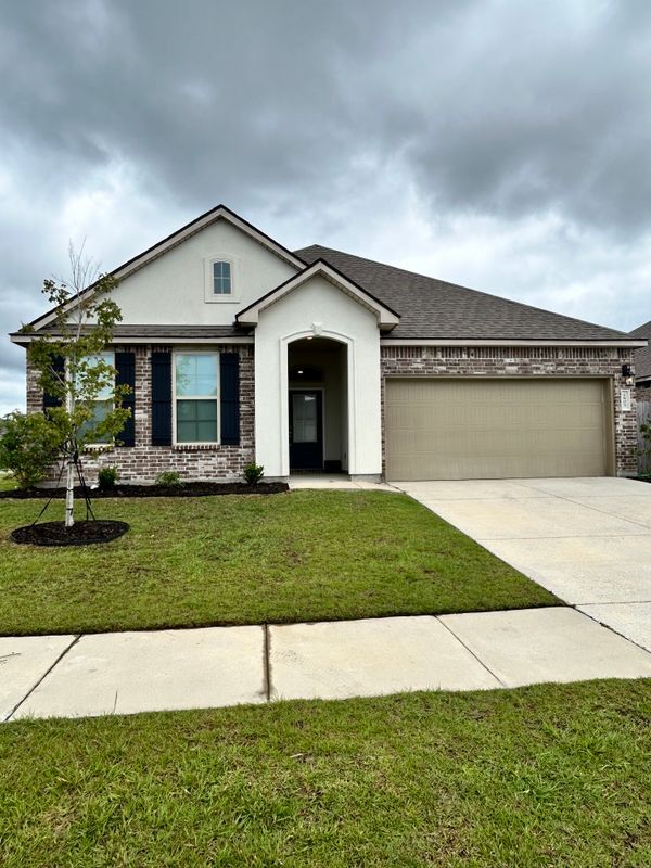 1805 E Lakeshore Lndg Dr, Slidell, LA 70461 - photo 2