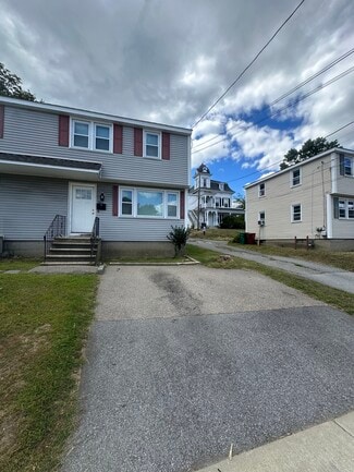 341 Stevens St, Lowell, MA 01851