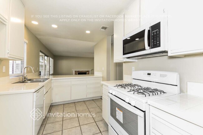 7839 Strathmore Rd, Highland, CA 92346 - photo 5