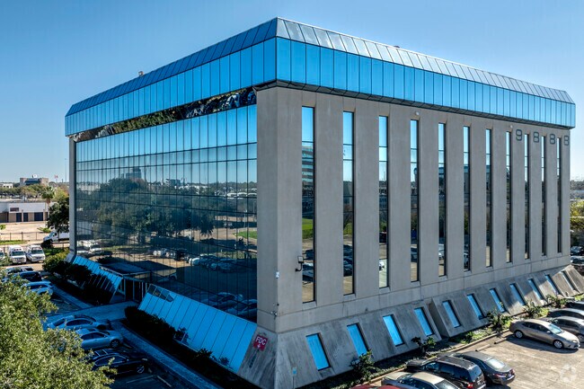 Knowldedge-First is inspiring a synergistic lifestyle hoping to maximize individual potential.