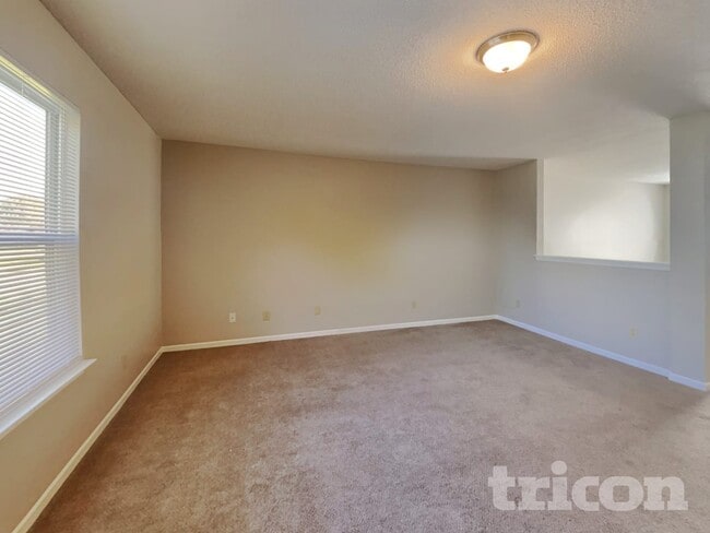 13460 N Carwood Ct, Camby, IN 46113 - photo 2