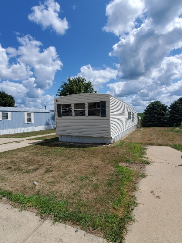 625 Beck Ave, Remsen, IA 51050