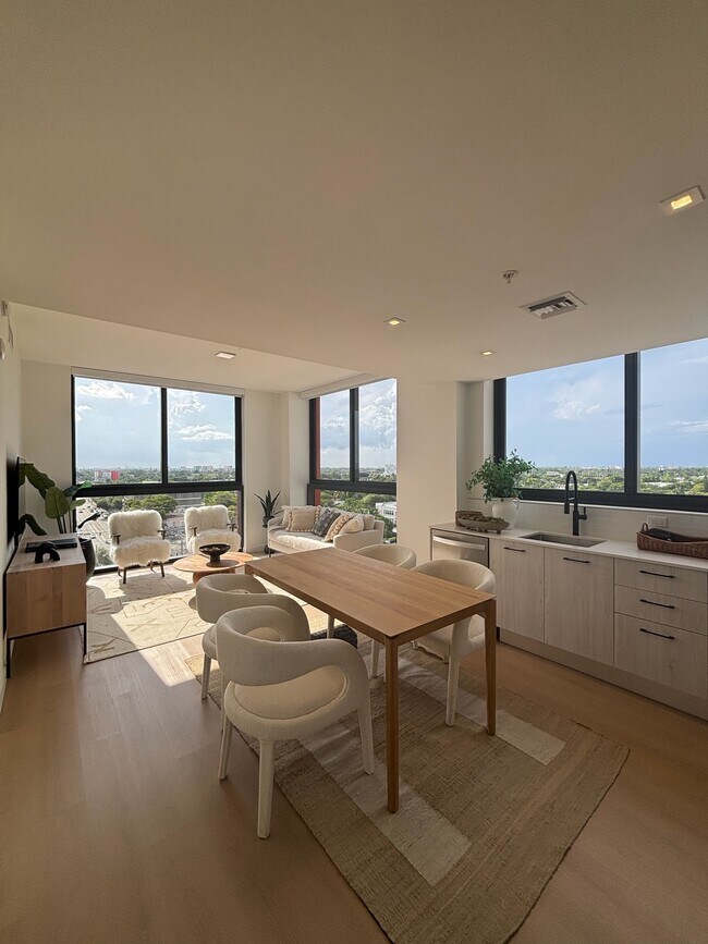 237 NW 31st St unit E1, Miami, FL 33127 - photo 2