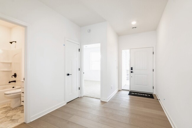 14546 111th Ave N, Osseo, MN 55369 - photo 2