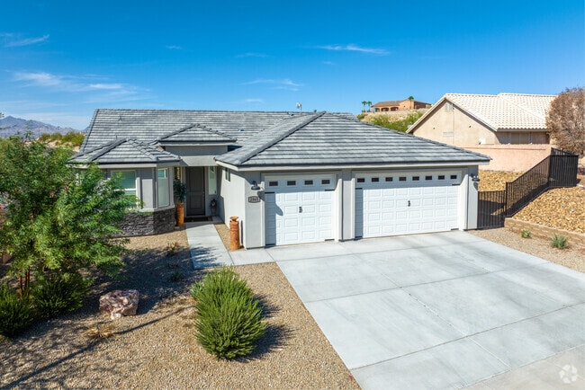 Live your desert dream at Desert Foothills Estates in Bullhead City.