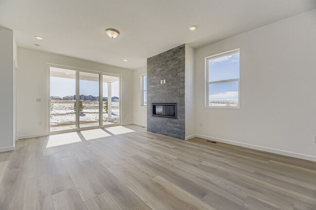 5588 Westin Hills Dr, Elizabeth, CO 80107 - photo 7