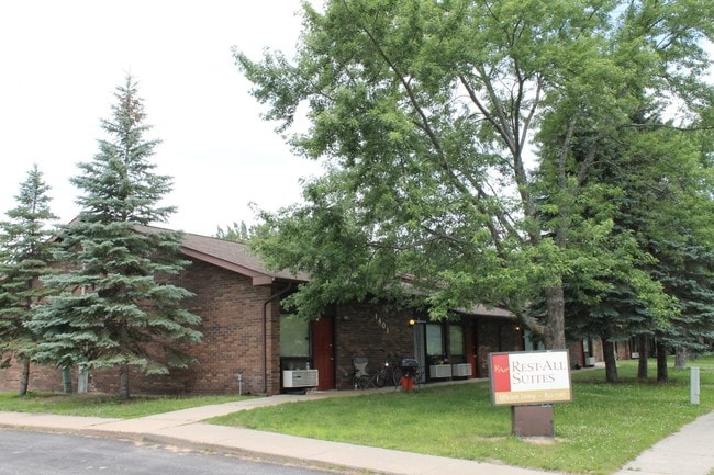 Rest All Suites, Midland, MI 48642 - photo 2