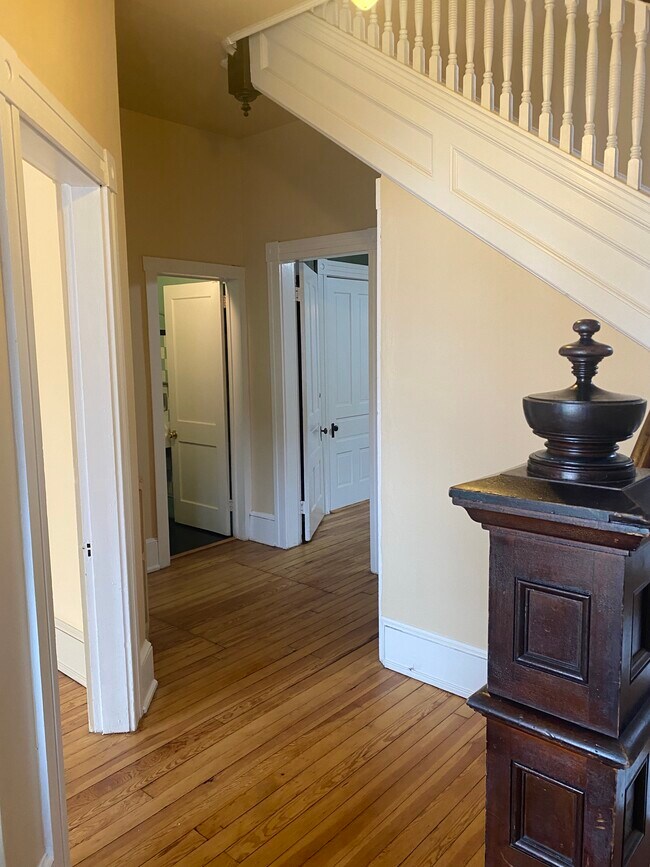 312 Amherst St, Winchester, VA 22601 - photo 3