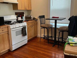 60 Pleasant St Unit 1, Cambridge, MA 02139