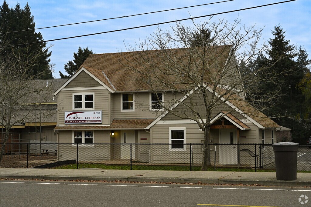 Immanuel Evangelical Lutheran School provides education in the neighborhood of 
Faye Wright.