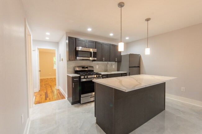 1903 Country Ln unit 1302, Ewing, NJ 08628 - photo 5