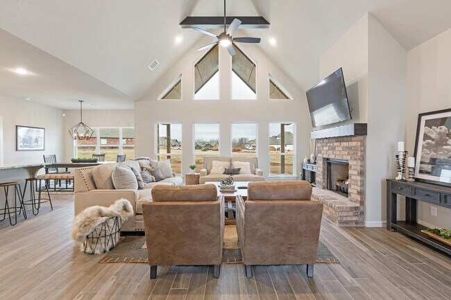 1305 Falls Dr, Sapulpa, OK 74066 - photo 4