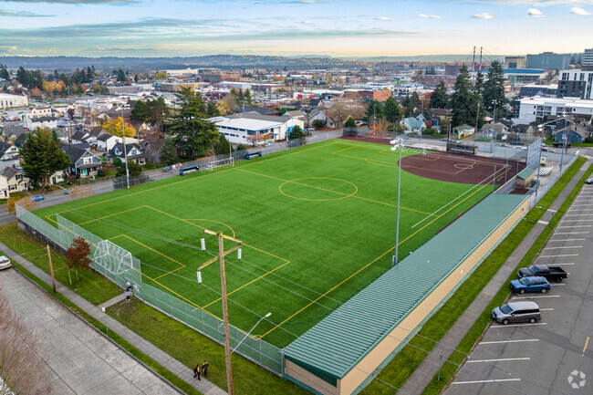 Everett High School is located within the Bayside neighborhood of Everett.