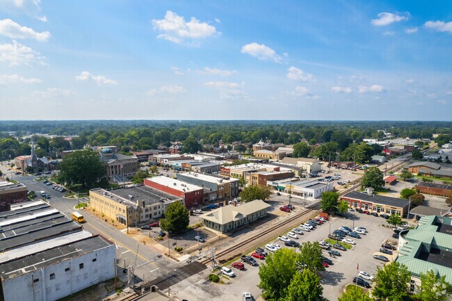 The neighborhood of Beaty is a residential district full of history close to Downtown Athens.