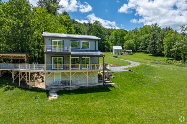 New construction homes of Sugar Grove blend rustic charm with modern amenities, appealing to diverse buyer tastes.