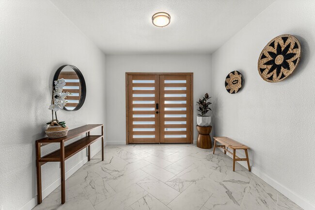 623 W 42nd St unit Main, Los Angeles, CA 90037 - photo 4