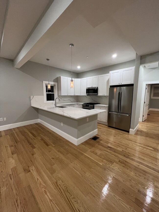74 Pearl St Unit 1, Boston, MA 02129