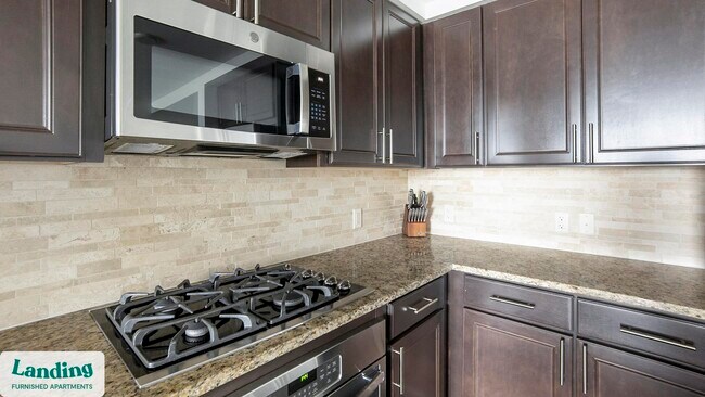 777 Preston St unit 11E, Houston, TX 77002 - photo 3
