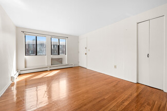 157 School St Unit 4, East Hartford, CT 06108