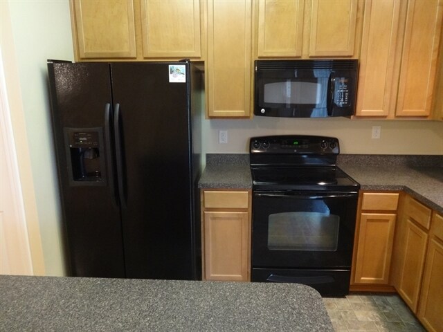 6421 Pinewood Hills Dr, Jacksonville, FL 32218 - photo 6