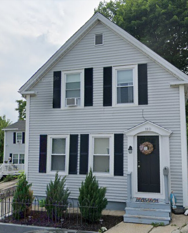 19D Sigourney St, Worcester, MA 01605