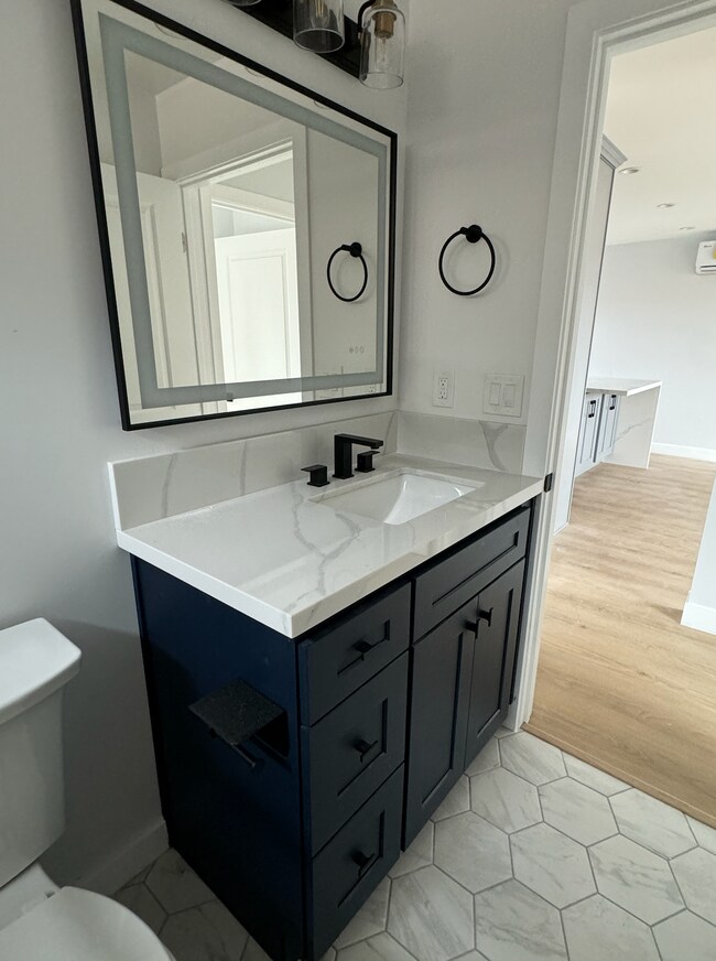 18509 Burin Ave unit Burin Ave, Redondo Beach, CA 90278 - photo 6