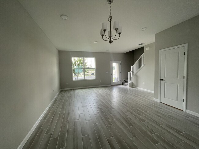 1395 Mount Royal Dr, Saint Cloud, FL 34771 - photo 7