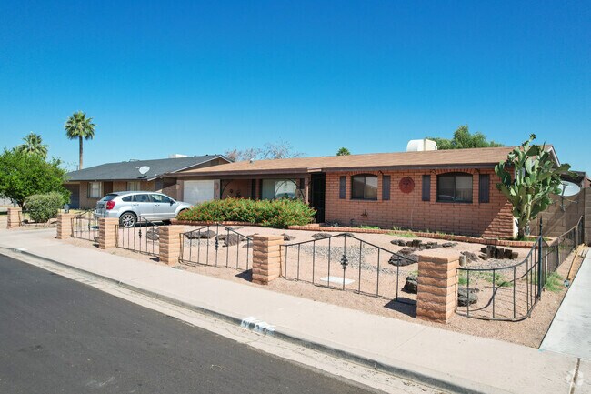 Row of brick homes can be found in Mesa's West Main neighborhood.