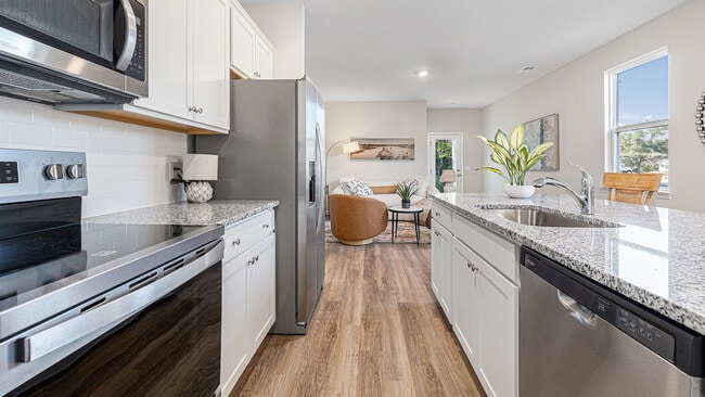 1348 Mosser Dr, Columbia, SC 29203 - photo 5