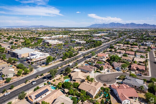 Panoramic aerial view of Rancho Santa Fe's homes and shops. A captivating blend of living and commerce.