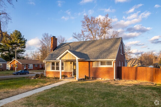 The modest yards in Rosemill offer enough space for activities.