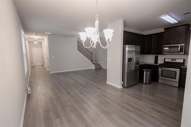 4727 Beacon Ridge Ln, Flowery Branch, GA 30542 - photo 4