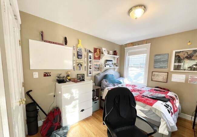 23 Iroquois St, Roxbury Crossing, MA 02120 - photo 7