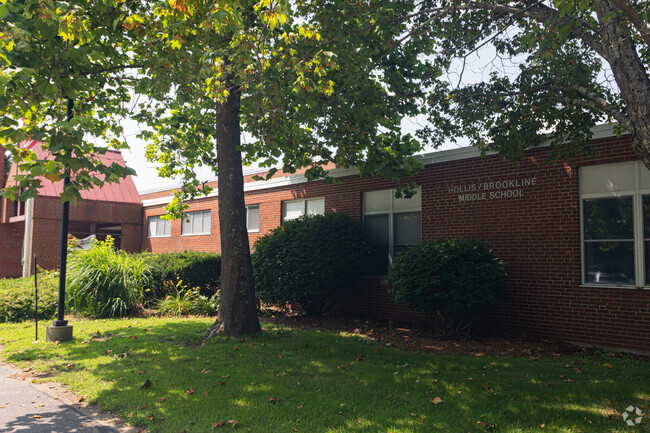 Hollis-Brookline Middle School is a public institution.