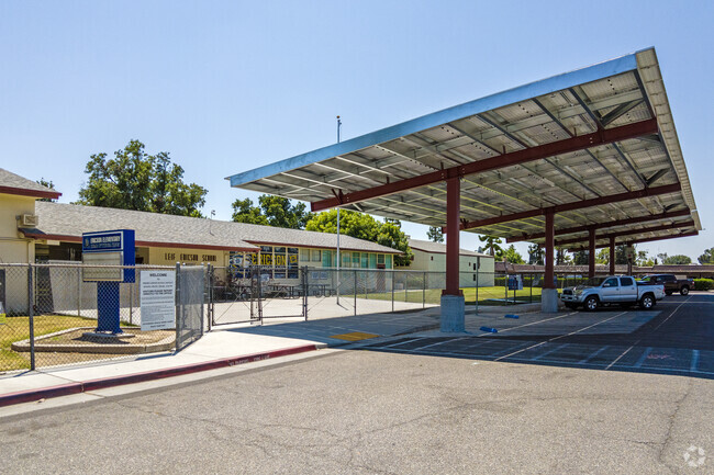 The student drop off area at Ericson Elementary School in Fresno.