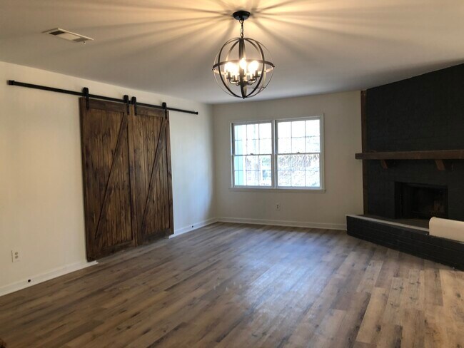 1234 Juniper Dr unit 1234 Juniper Drive, Auburn, AL 36830 - photo 5