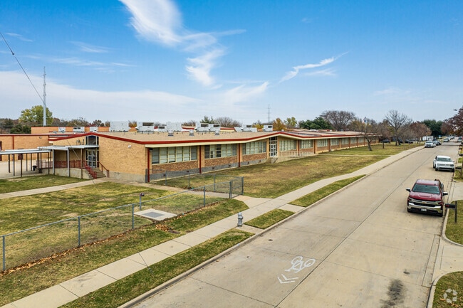 Rankin Elementary School is a part of Arlington ISD.