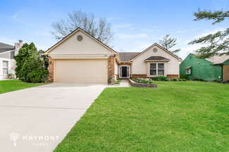 6829 Cherry Blossom Dr E, Fishers, IN 46038