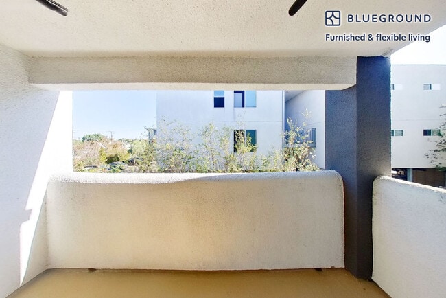 3883 Ingraham St unit FL3-ID950A, San Diego, CA 92109 - photo 4