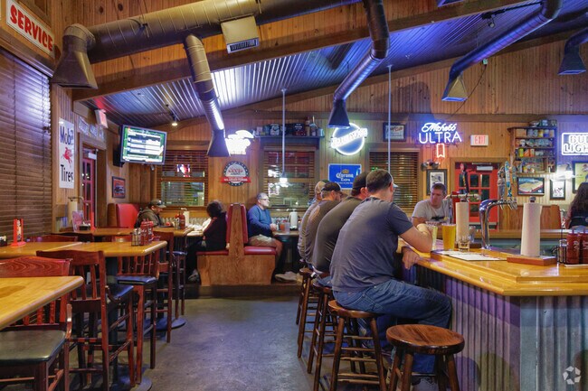 Famous Dave’s in El Centro serves award-winning barbecue, from tender ribs to smoky brisket.