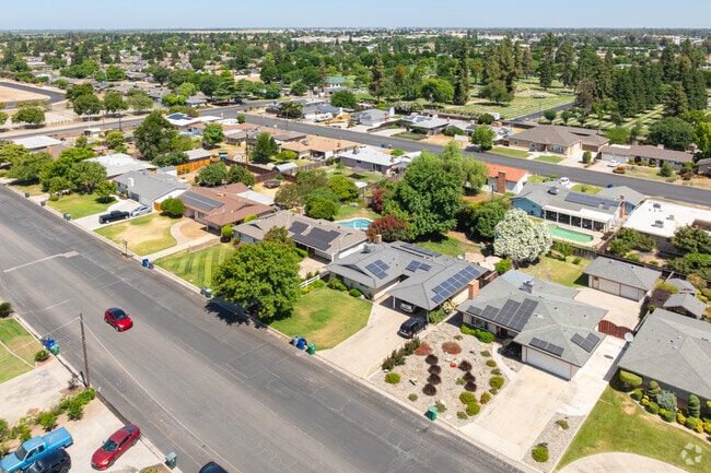 Many of the older homes in West Madera have lots big enough for a swimming pool.