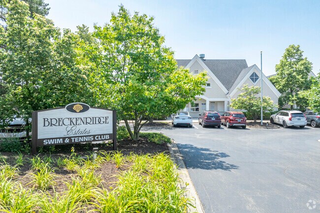 The Breckenridge Estates Swim and Tennis Club near Timber Creek offers classes.