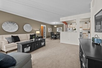 23344 Park Place Dr, Southfield, MI 48033