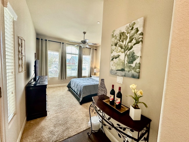 471 Rosewood Ave unit 2, Sanger, CA 93657 - photo 3